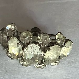 Czechoslovakia earrings vintage rhinestones screw backs earrings